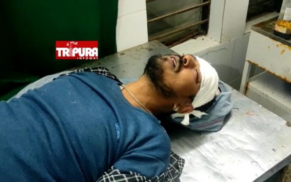 Tripura Polls : Attacks, Counter Attacks among CPI-M, BJP in Charilam : 5 Injured Tripura Polls : Attacks, Counter Attacks among CPI-M, BJP in Charilam : 5 Injured